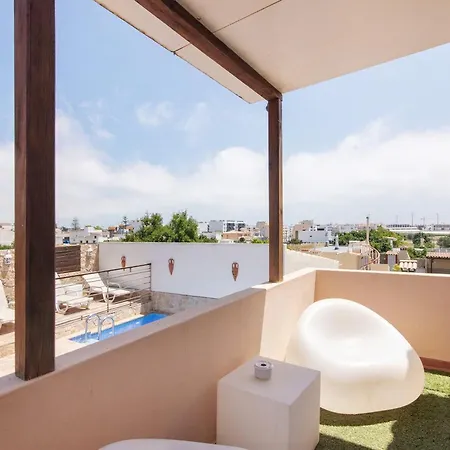 South Star 3* Quelfes